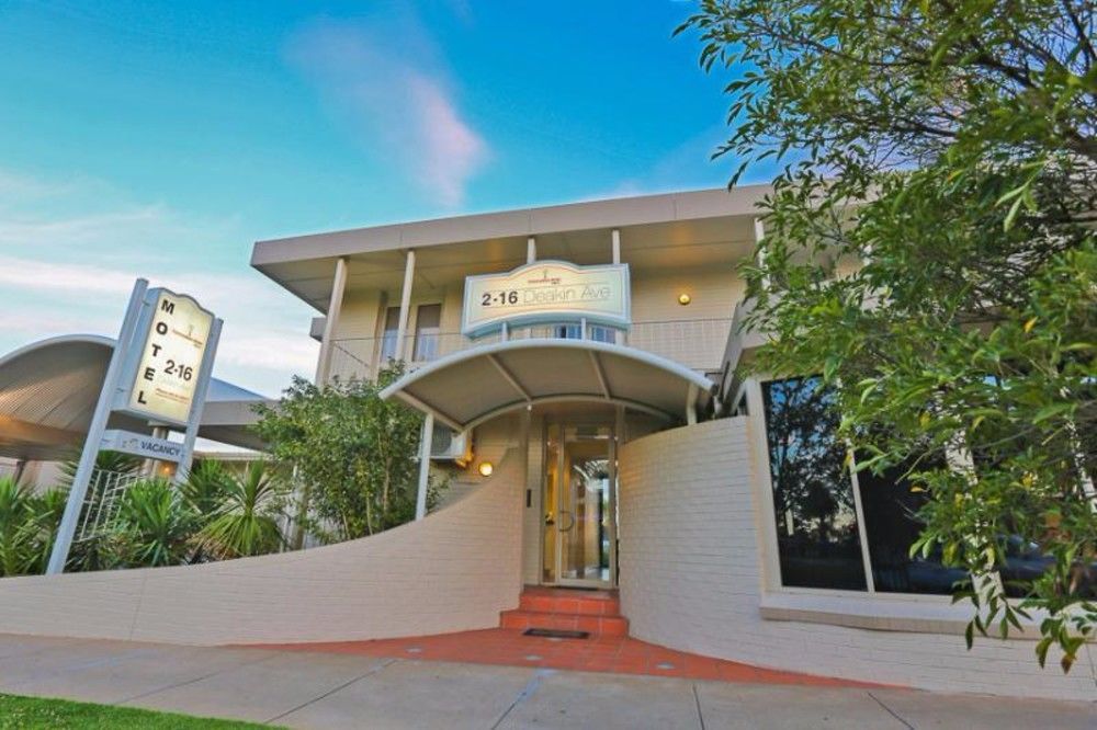 Commodore Mildura Motel Екстер'єр фото